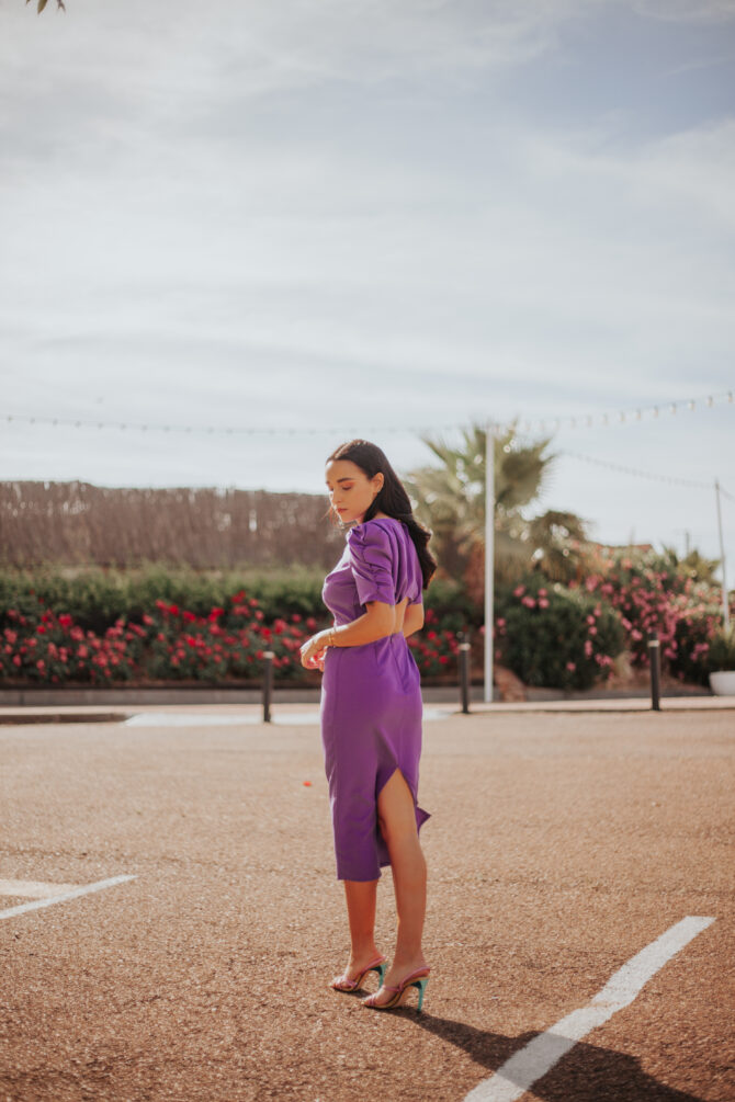 VESTIDO MORADO