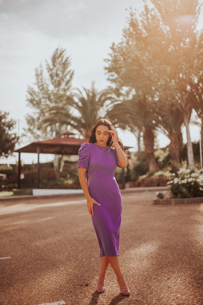 VESTIDO MORADO