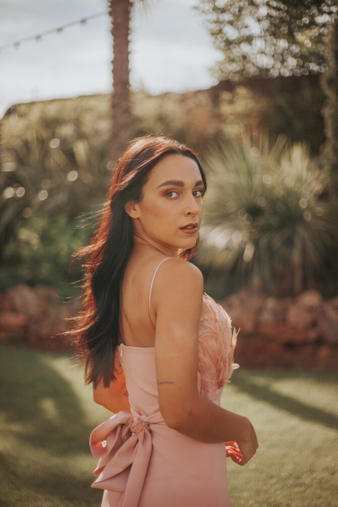 VESTIDO PLUMAS